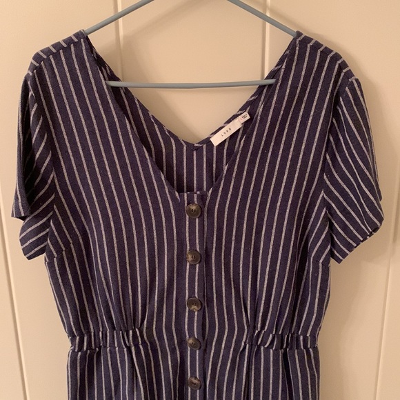 striped romper - Picture 2 of 4